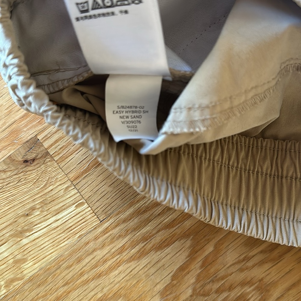 Gap kids size XL khaki shorts - Picture 3 of 6